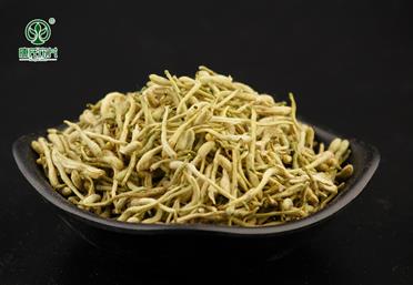 采摘金銀花，并不是采摘下來而已 - 中藥飲片代工