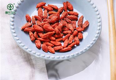 枸杞什么時間段內吃比較好，每天適宜吃多少粒枸杞 - 滋補養生產品